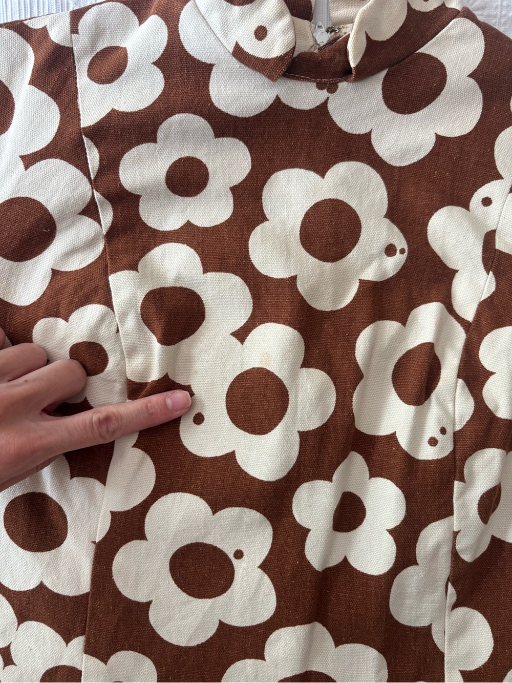 Vintage Mod Floral Dress - Picture 7 of 14
